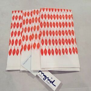 Handmade 4 Ingrid Design Elegant new Napkins.